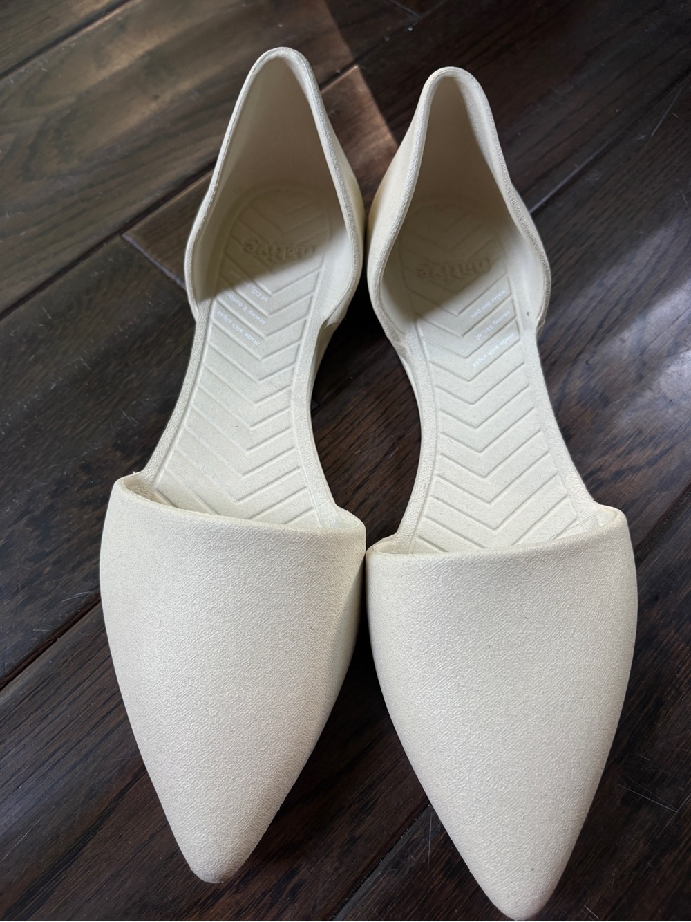 Native Audrey flats